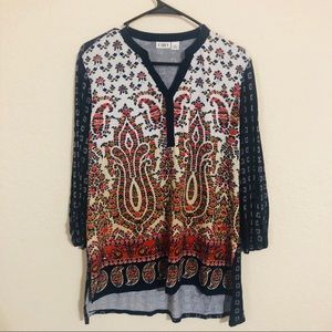 Women’s Top- Cato- size Large
